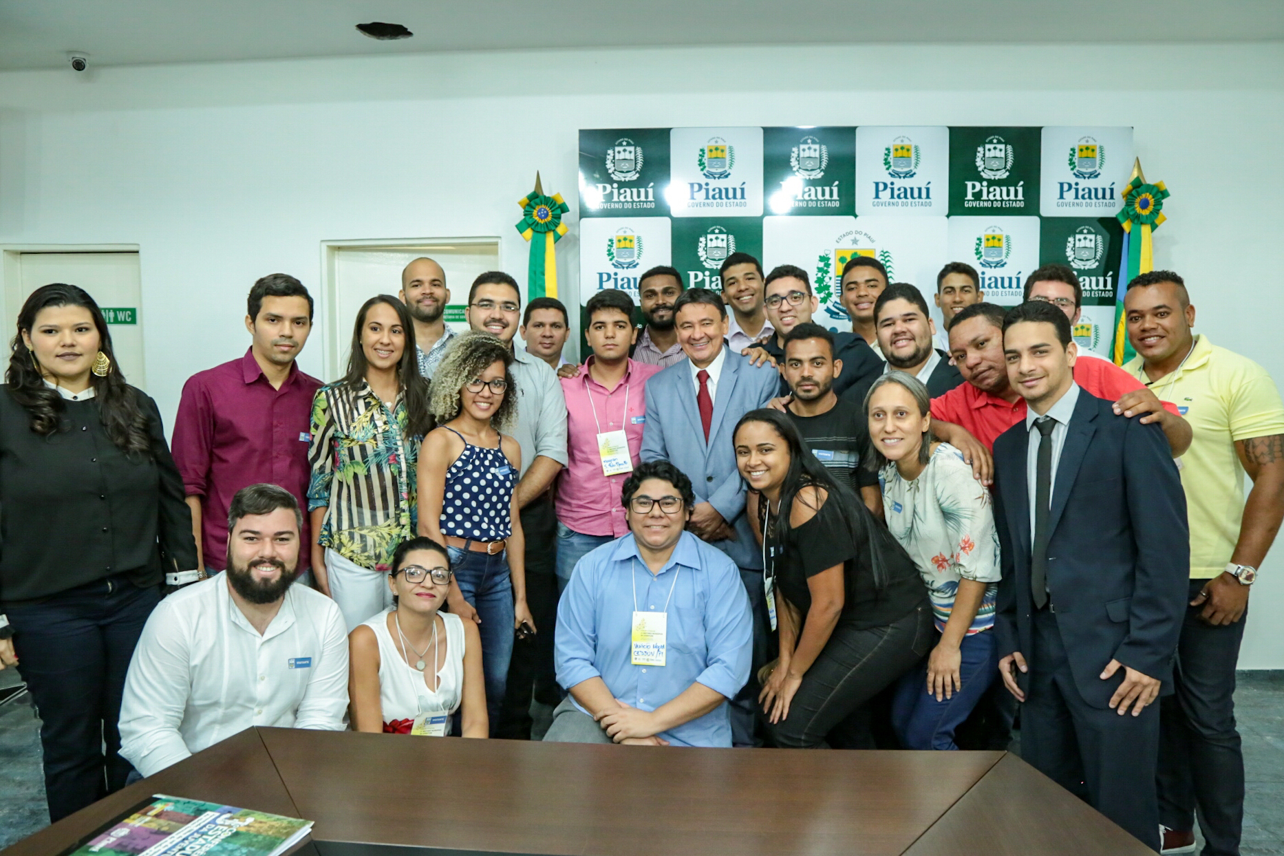 Coordenador Municipal de Juventude participa de encontro de Fórum de gestores