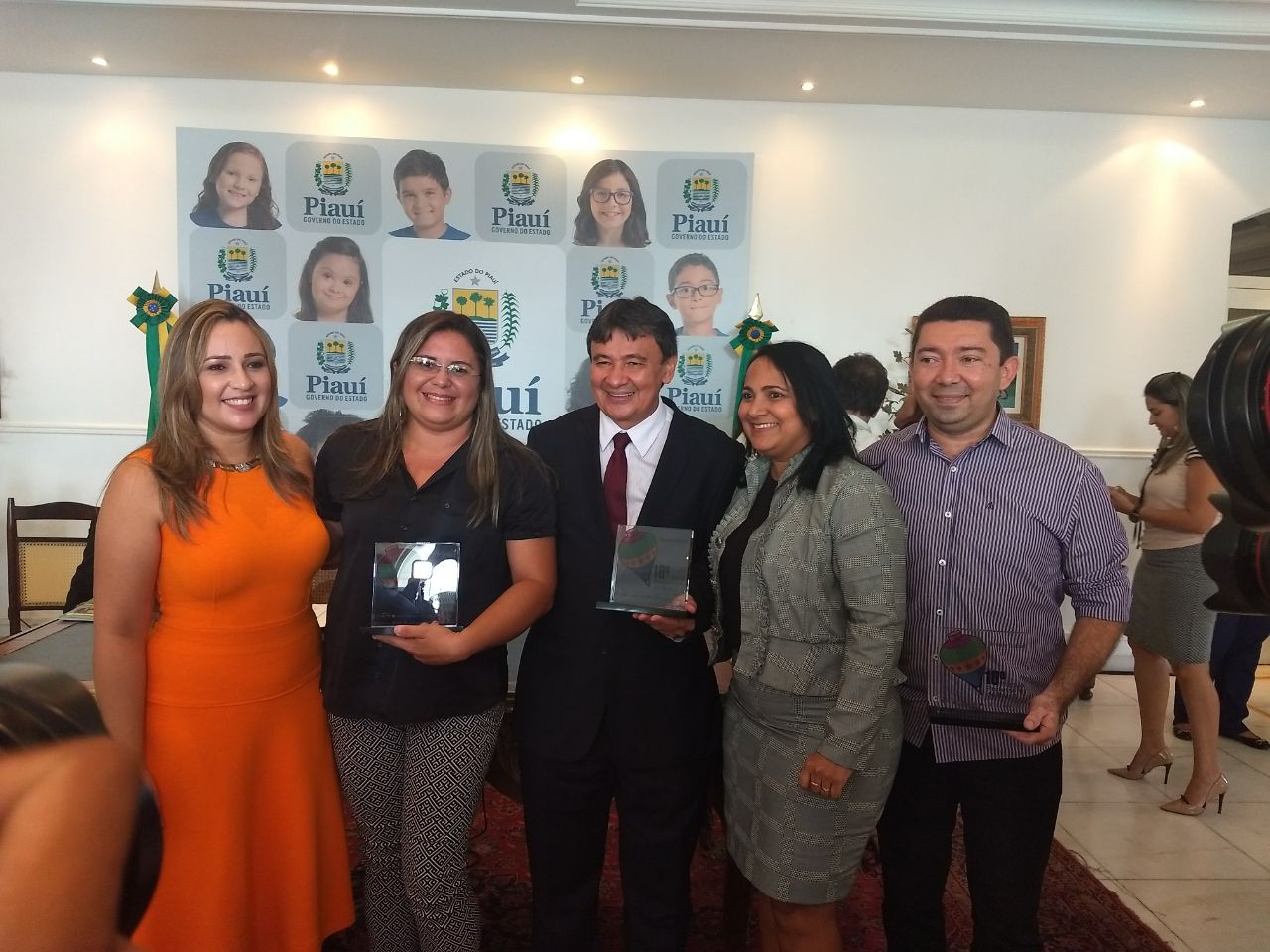 Professores de Água Branca são homenageados em Prêmio Gestão Escolar