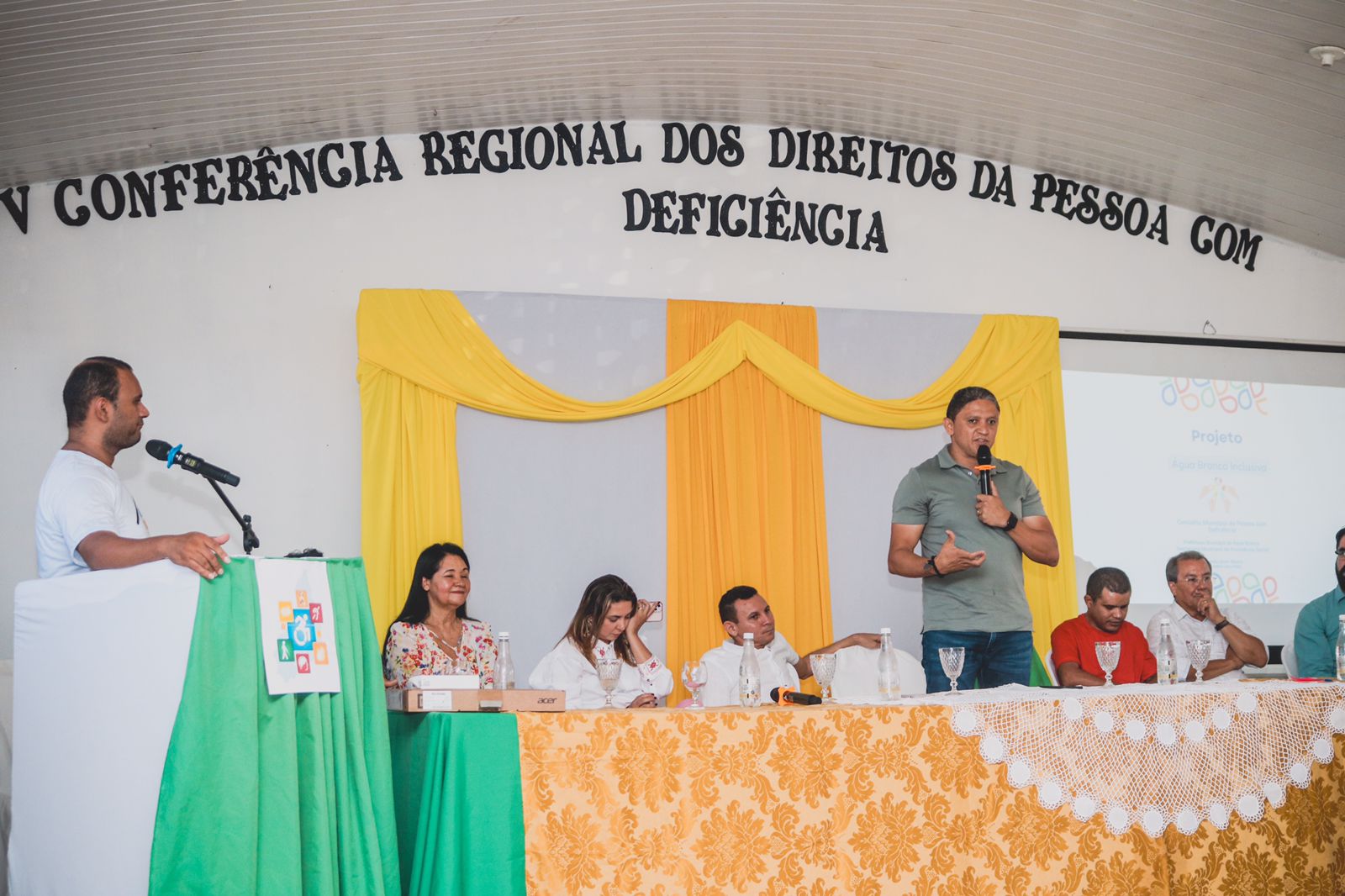 V Conferência Regional dos Direitos da Pessoa com Deficiência reúne autoridades e representantes de mais de 30 cidades no CRAS de Água Branca