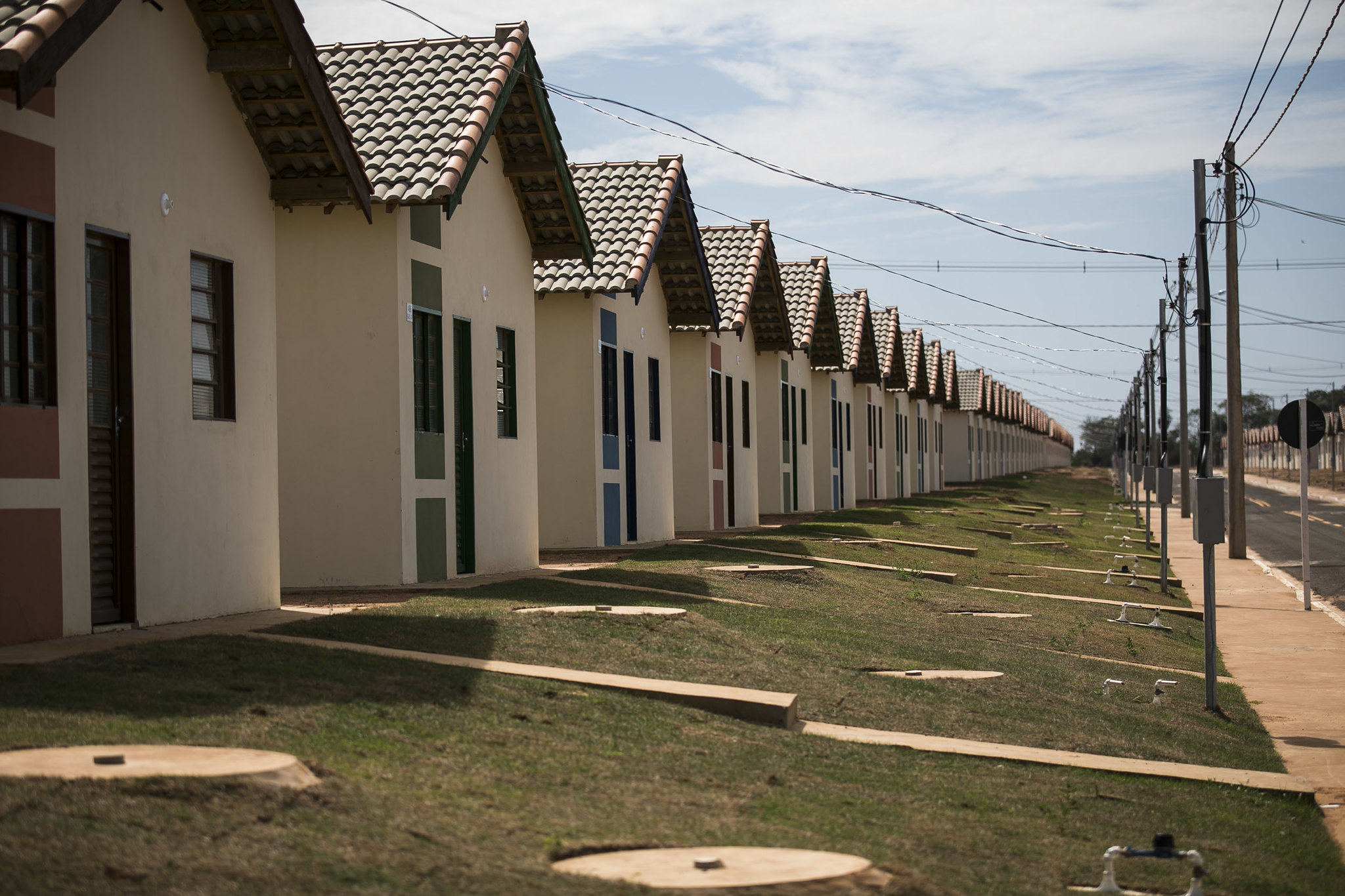 Prefeito Júnior Ribeiro anuncia a construção de 100 casas novas em Água Branca através do Minha Casa, Minha Vida